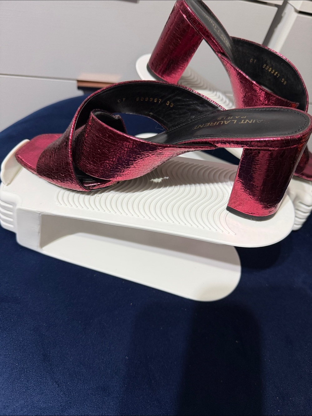 Saint Laurent Metallic Magenta Crisscross Platform Slide - Picture 4 of 11